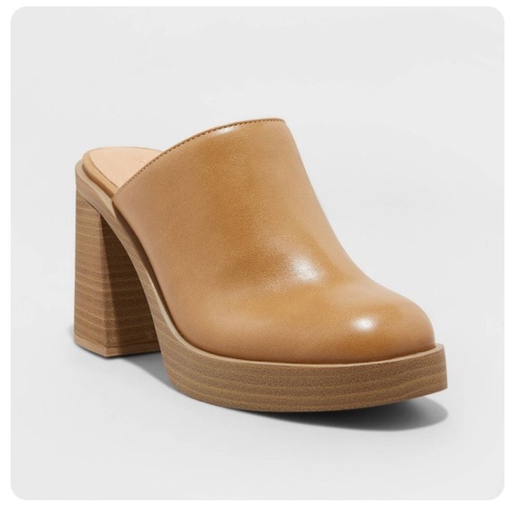 Universal Threads Brown Clogs - Picture 2 of 5